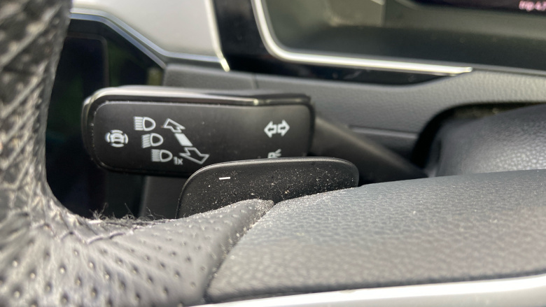 Volkswagen Passat 1.4 TSI PHEV GTE Advance 4dr DSG Saloon